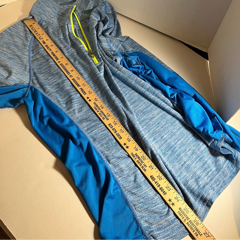 Mens Mizuno Japanese engineered shirt, half zip running shirt - Picture 4 of 6